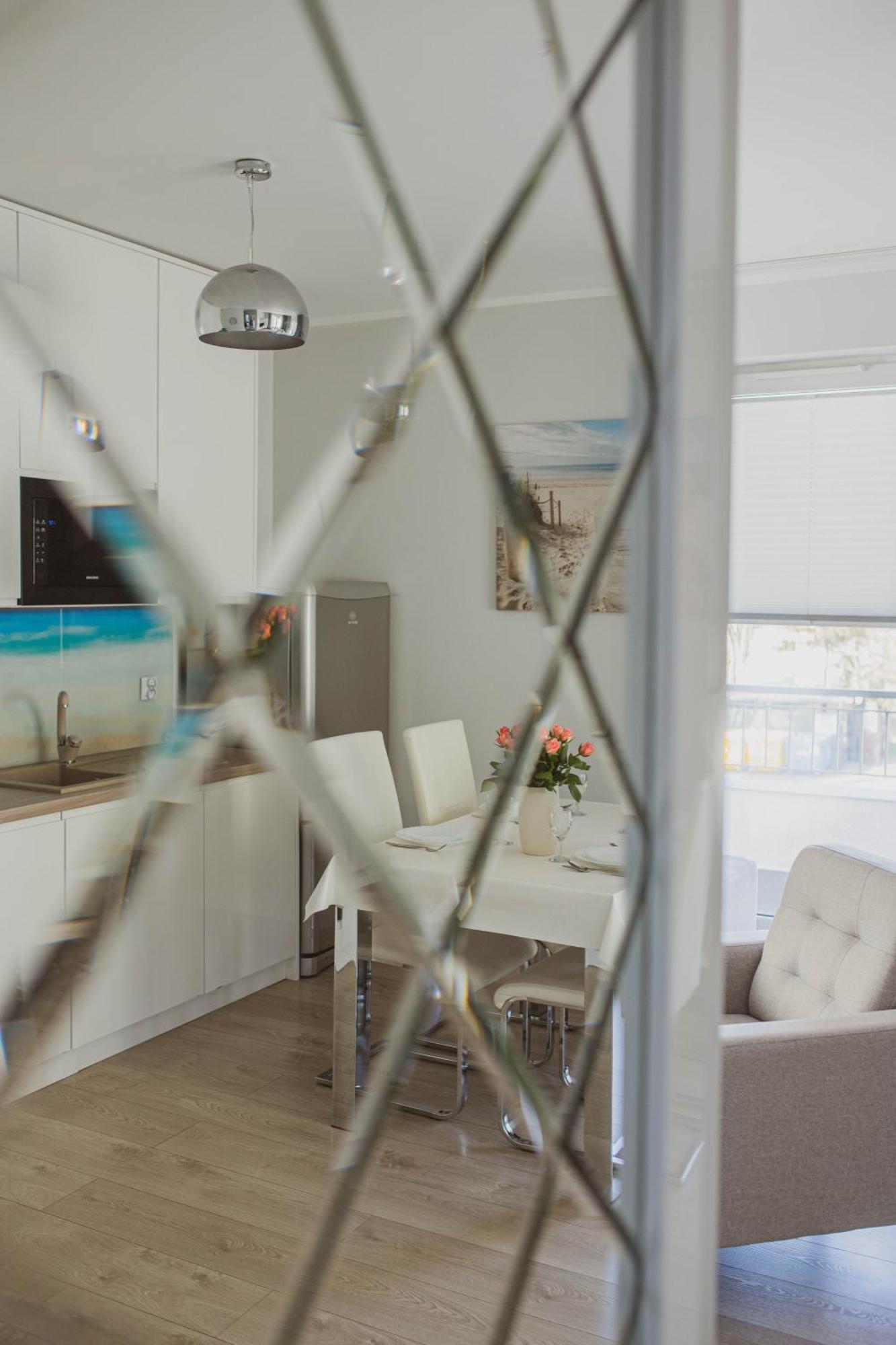 Sandland - Rezydencja Ustronie Morskie - Apartamenty Exteriör bild