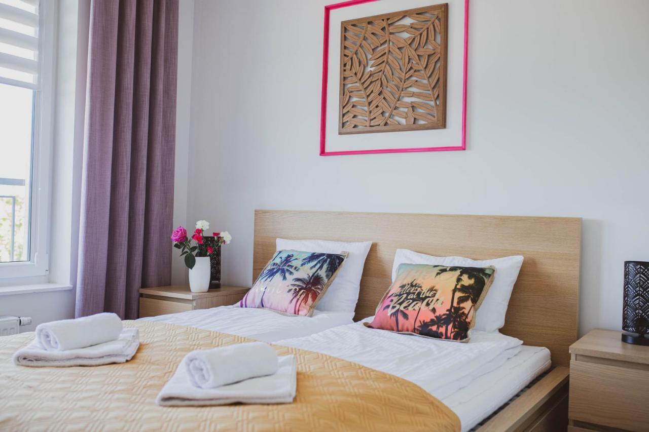 Sandland - Rezydencja Ustronie Morskie - Apartamenty Exteriör bild